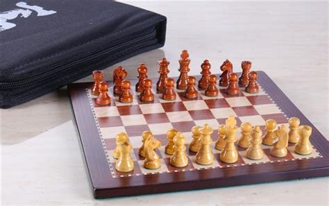 8" Magnetic Travel Chess Set in Rosewood Color – Chess House