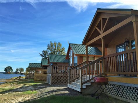 Stay in a Waterfront Cabin on Lake Fork for your fishing trip! #bassfishing Cabin Lodge, Cabins ...