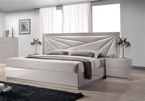 Lacquered Leather Modern Platform Bed with Extra Storage Indianapolis Indiana J&M-FLORENCE