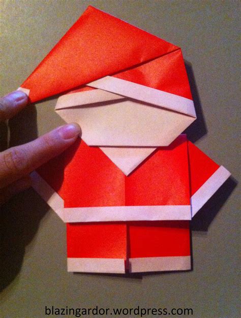 Origami Santa – How to guide | Origami santa, Origami santa claus, Christmas origami