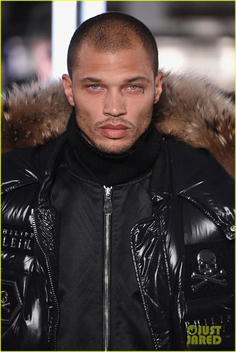 'Hot Mugshot Guy' Jeremy Meeks Makes NYFW Debut!: Photo 3859806 | 2017 ...