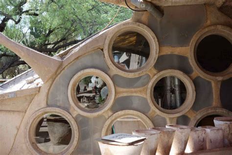 Cosanti House - Exterior/Circle Windows - modlar.com