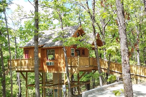 Treehouses - Lodging in Eureka Springs AR | Enchanted Treehouses