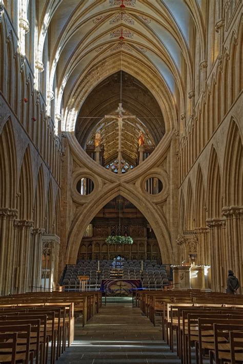 The incredible architecture of Wells Cathedral by pdunstan_Greymoon | ePHOTOzine