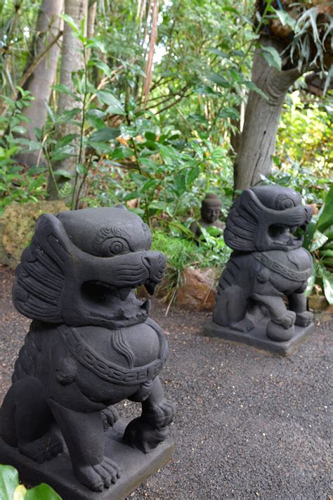 Chinese guardian lion statues (or Foo Dogs) - 85cm (Pair of 2) - Fajar ...