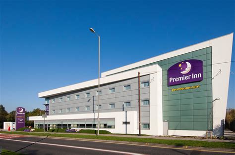 Premier Inn Liverpool John Lennon Airport Hotel - Hotels in Liverpool ...