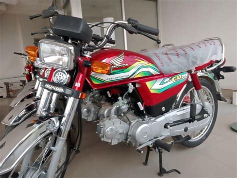 Best Selling Motorcycle in Pakistan Honda CD 70 Review - INCPak