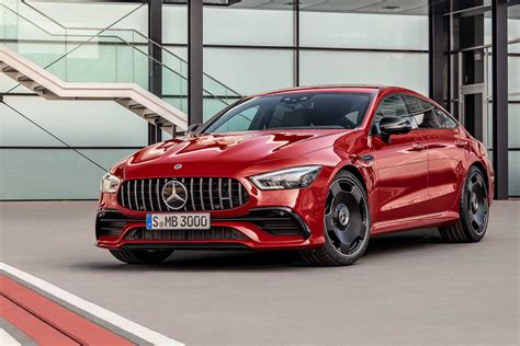 Mercedes-AMG GT 4-Türer bekommt Zuwachs | Fanaticar Magazin