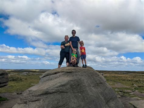 Hiking Kinder Scout with kids from Hayfield (14km) | Peak District Kids