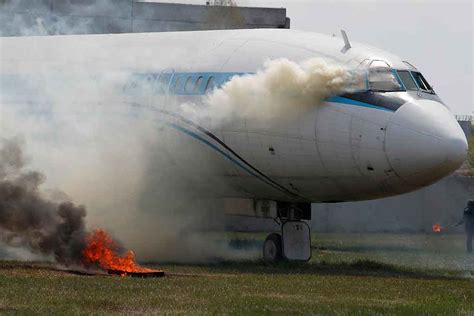 Boeing 747 Catches Fire and Is Forced to Make an Emergency Landing in ...