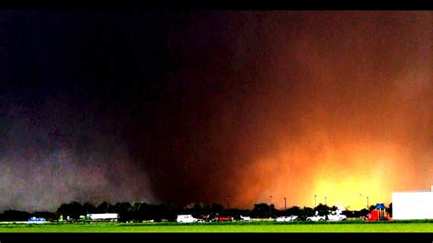 Devastating Moore Oklahoma Tornado May 20 2013 - YouTube