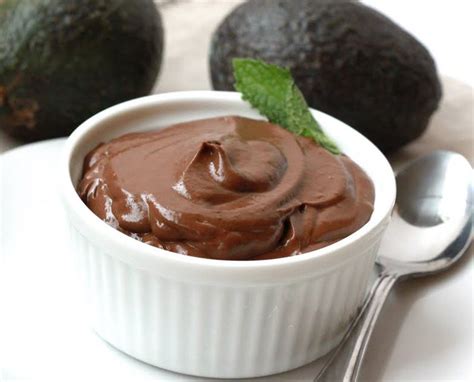 Avocado Chocolate Mousse – WildThingMama