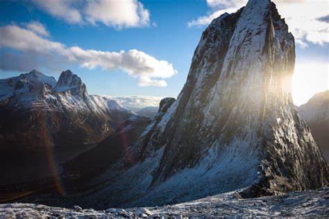 Up on the ridge of Hesten, overlooking Segla. Senja, Norway. [OC ...