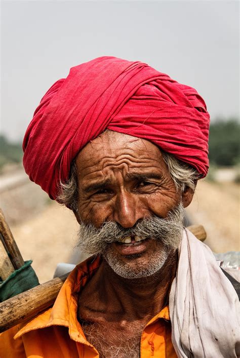 Portrait of an old indian man - Portrait of an old indian worker with a magenta turban | Old man ...