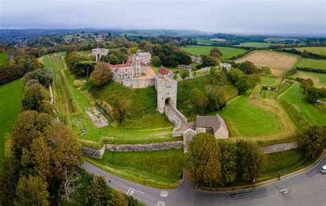 Carisbrooke Castle | Magnificent Fortress On The Isle Of Wight, England | englandexplore