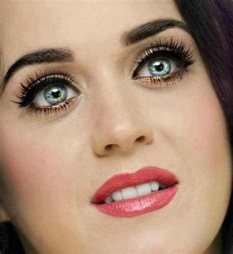 What Color Eyes Does Katy Perry Have - Holland Jeffrey