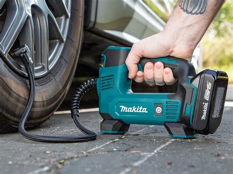 Makita 18V LXT Cordless Inflator | DMP180 | First Look | OPE Reviews