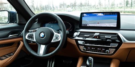 BMW 520i İncelemesi - Sixt Türkiye