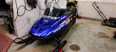 Polaris 700 SKS 700 cm³ 2000 - Kiuruvesi - Snow mobile - Nettimoto