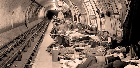 Shelter In the Underground - Life In Wartime London - 1944 - Past Daily ...