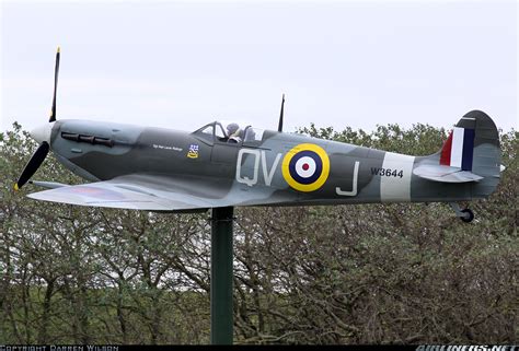 Supermarine Spitfire (Replica) - UK - Air Force | Aviation Photo ...