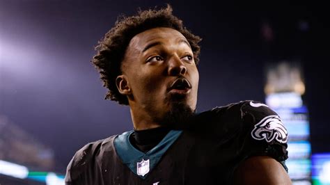 Eagles LB Nakobe Dean heading into 2023 season: 'We look at it like we ...