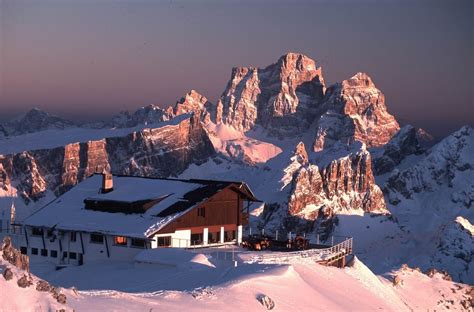 Rifugio Lagazuoi Hütte -Monte Lagazuoi 32043 Cortina d'Ampezzo (BL ...