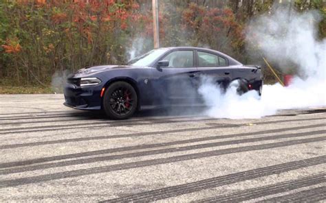 Download Dodge Charger Hellcat Burnout wallpaper 1920x1080 Wallpaper ...