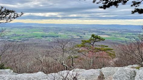 Massanutten Resort: Kaylor's Knob & Ridge Hiking Trails