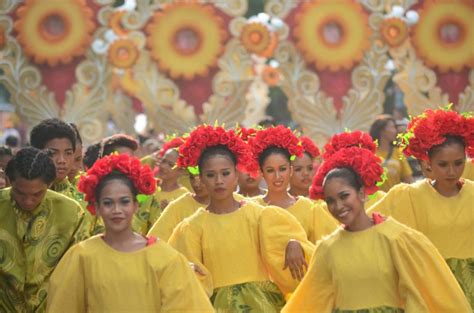 Liloan celebrates 12th Rosquillos festival | Cebu Daily News