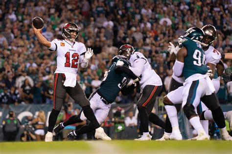 How to Watch, Listen, & Receive LIVE Updates of Eagles at Buccaneers ...