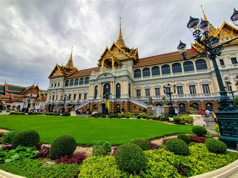The 3 Best Places to Visit in Bangkok - So We Wander