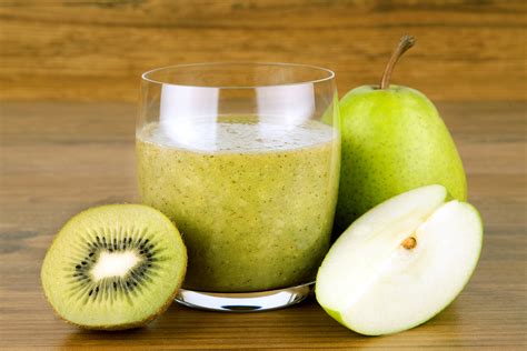 Perfectly Pear Smoothie - Holistic Wellness