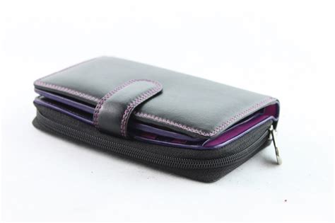 Multi Compartment Soft Leather Purse Wallet For Ladies - Berry