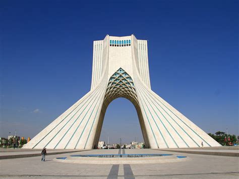 21 Gorgeous photos that show why Iran is a new tourist hotspot