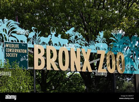 Zoo sign usa hi-res stock photography and images - Alamy