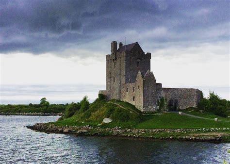 How to Visit Dunguaire Castle, Ireland: The Essential Guide