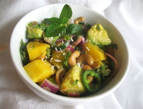 Avocado Mango Salad with Cilantro and Roasted Cashews | Lisa's Kitchen ...