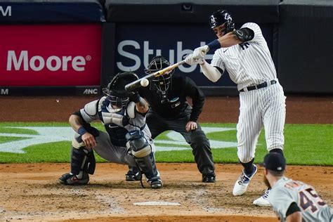 More red flags! Yankees’ Aaron Judge hits 2 homers, then reveals mystery injury that may be ...