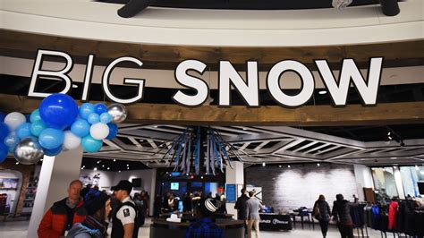 American Dream Big SNOW indoor ski slope opens in the Meadowlands