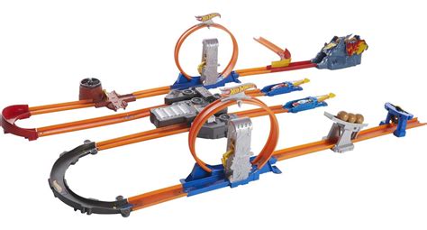 Buy Hot Wheels Track Builder Total Turbo Takeover Set, Motorized Playset with Loops & Stunts ...