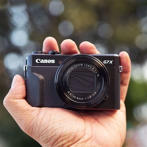 Canon PowerShot G7 X Mark II Review: Compact but Powerful