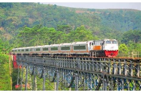 jembatan kereta api terpanjang di dunia - Mary Chapman