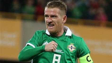 Steven Davis: Northern Ireland and Rangers midfielder announces ...