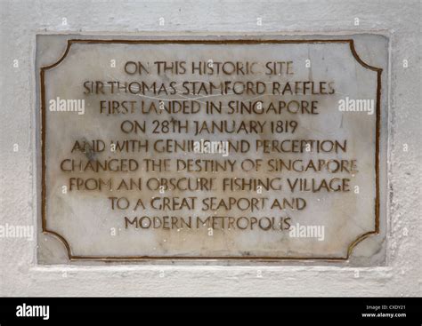 Singapore, plaque Stadtgruender Sir Thomas Stamford Raffles Stock Photo - Alamy