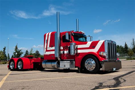 Download Red And White Stripes Peterbilt Wallpaper | Wallpapers.com