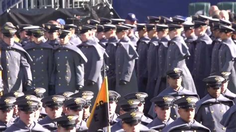 2022 USMA Corps of Cadets March On - YouTube