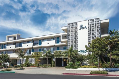 La Quinta Inn & Suites by Wyndham Santa Barbara Downtown | Santa Barbara, CA Hotels