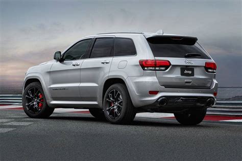 2021 Jeep Grand Cherokee Pictures - 170 Photos | Edmunds