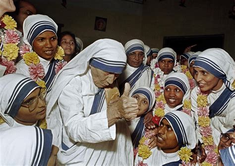 Mother Teresa: The Portrait of Christian Charity - LIFE